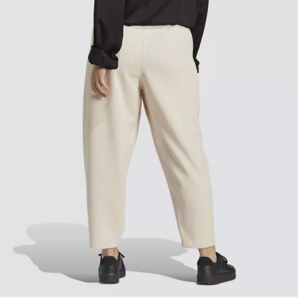 Adidas 11 Honore Sweatpants Women’s Crop Barrel Joggers Pants Cream NWT Size 4X - Picture 3 of 9